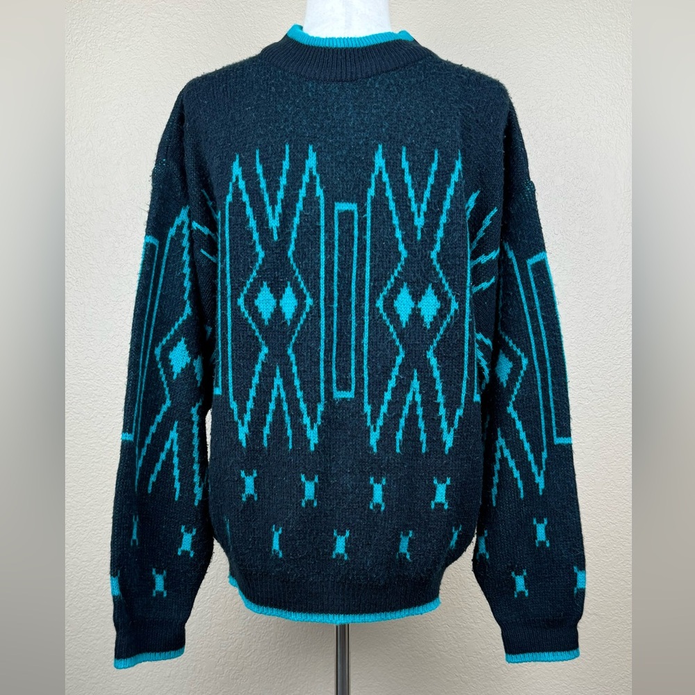 Anchor Blue Vintage Black & Turquoise Sweater. Size- L